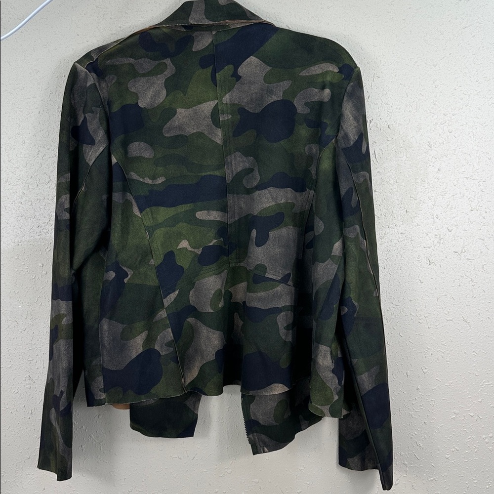 ODDY Women’s Camo Utility Jacket in Green and Black size M/L new - Picture 6 of 8
